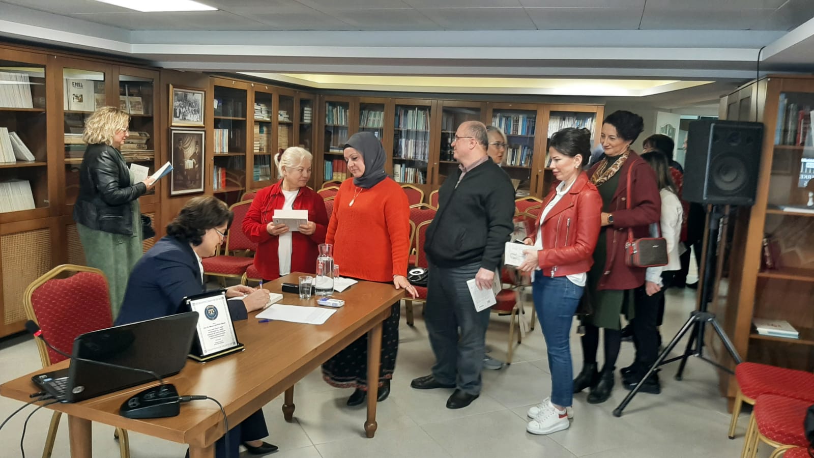 f8c40b5f b0a9 417b 98ac ce3f73542eb3